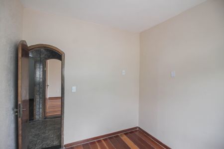 Quarto 1 de casa para alugar com 2 quartos, 55m² em Areia Branca, Belford Roxo