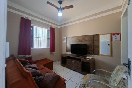Sala de casa para alugar com 2 quartos, 120m² em Vilamar, Praia Grande