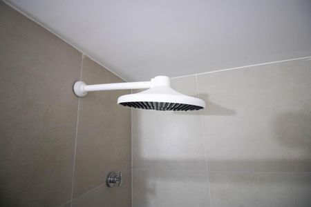 Banheiro de apartamento à venda com 1 quarto, 25m² em Santo Amaro, São Paulo