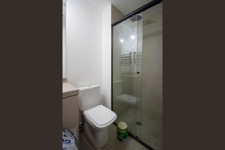Banheiro de apartamento à venda com 1 quarto, 25m² em Santo Amaro, São Paulo