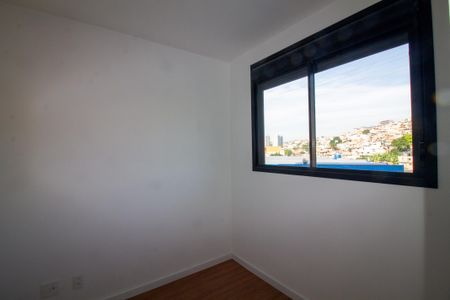 Quarto 1 de apartamento para alugar com 2 quartos, 39m² em Jardim São Luís, São Paulo
