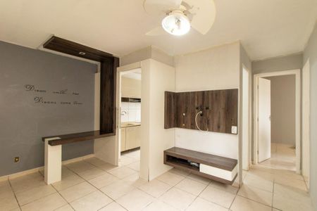 Sala de apartamento para alugar com 2 quartos, 45m² em Santa Cândida, Curitiba