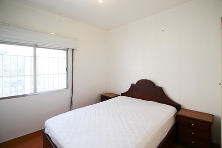 Quarto 1 de apartamento para alugar com 2 quartos, 76m² em Vila Olímpia, São Paulo