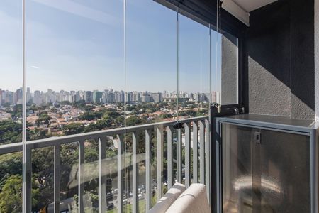 Varanda de kitnet/studio para alugar com 1 quarto, 29m² em Campo Belo, São Paulo