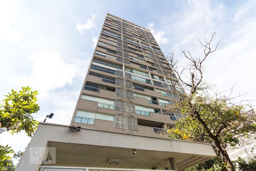 Apartamento na Rua Pascal, Campo Belo em São Paulo, por R$ 890.000