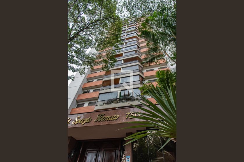 111 casas em Rua Cristo Rei, Porto Alegre. Casas à venda em Rua Cristo Rei, Porto  Alegre - Nestoria