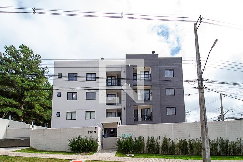 Apartamentos à venda na Rua Irmã Genoveva Valenga em Curitiba, PR