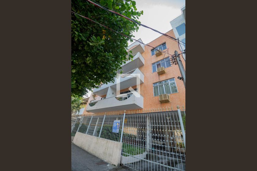 Condomínio Edifício Avenida dos Mananciais, Taquara - Rio de Janeiro ...