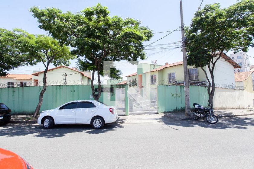 Condomínio em Rua Dinah Rocha Mello, 600, Heliópolis - Belo Horizonte ...