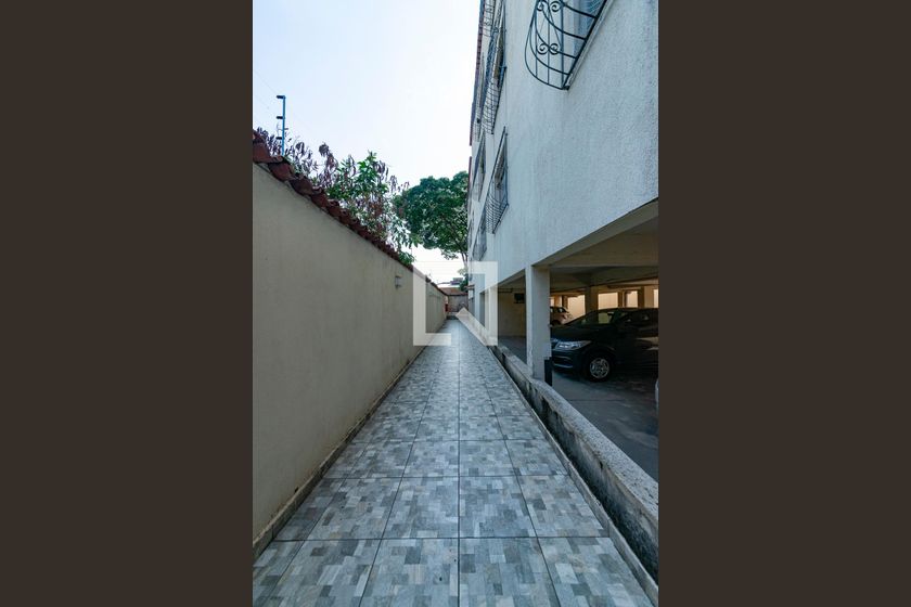 Condomínio em Rua Leopoldo Pereira, 45, Jardim Montanhês - Belo ...