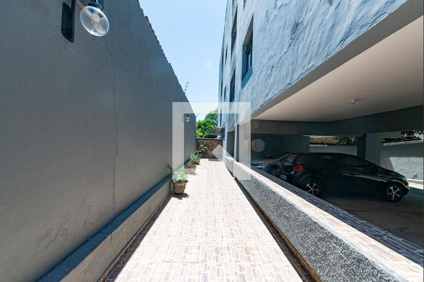 Condomínio em Rua Leopoldo Pereira, 224, Jardim Montanhês - Belo ...