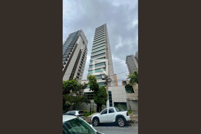 Condomínio em Rua Rio de Janeiro, 2573, Lourdes - Belo Horizonte ...