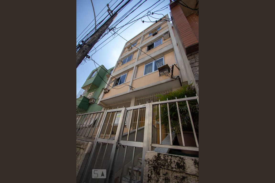 Alugue ou compre no Condomínio Edifício Regina - Botafogo, Rio de ...