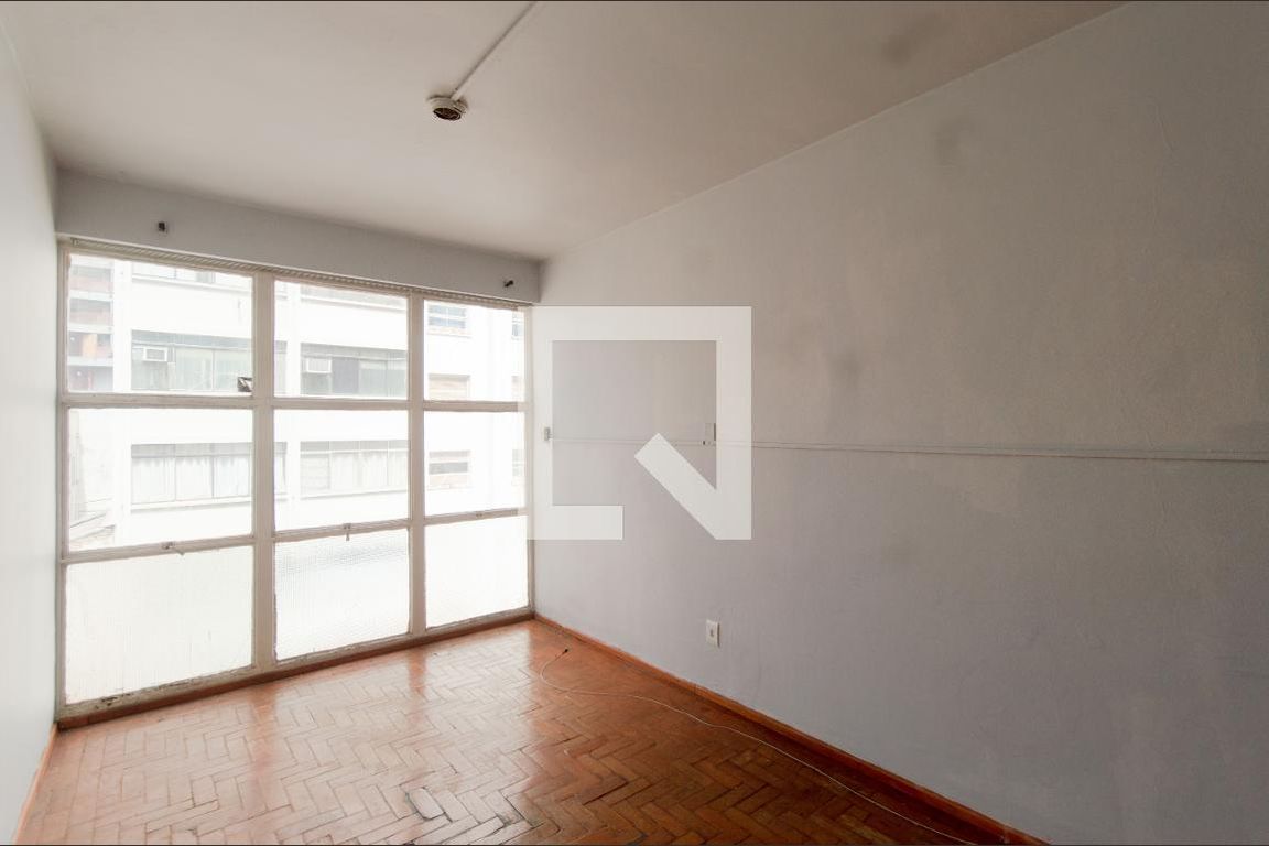 Studio para alugar com 1 quarto em Vila Buarque, São Paulo por R$ 900
